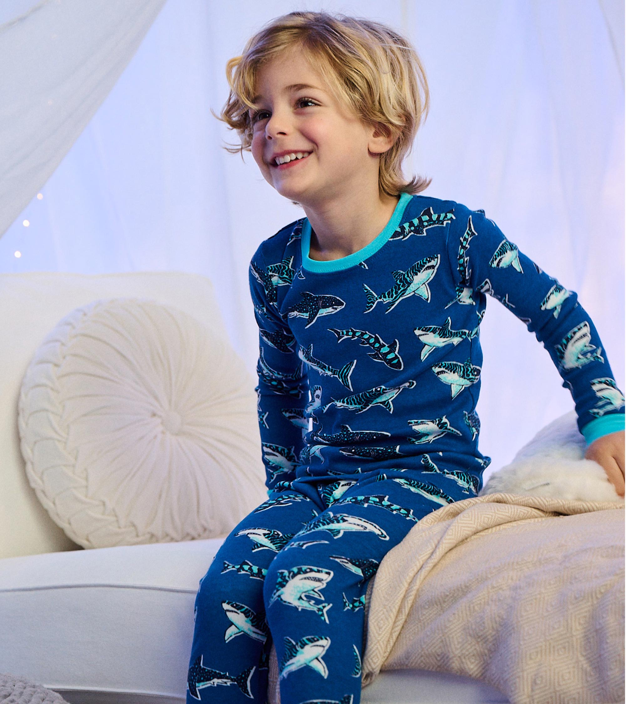 Hatley Boys Patterned Sharks Cotton Pajama Set